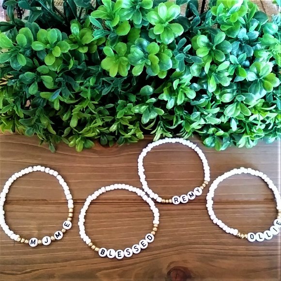 3/$49 New Personalized Beaded Name/Word Bracelets - Picture 8 of 8